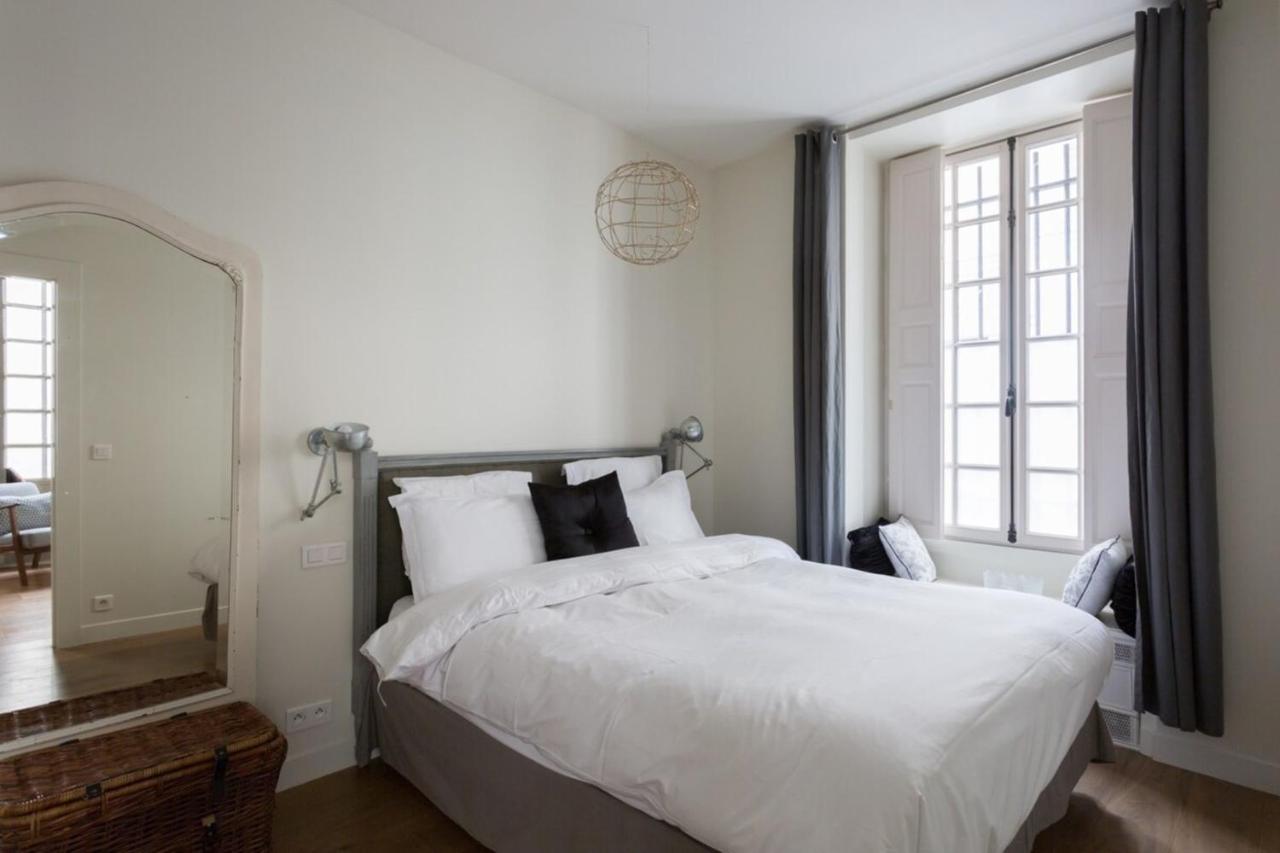 Charming Appartment In Le Marais Paris Exterior photo